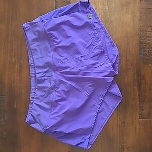 Oiselle Roga shorts size 6